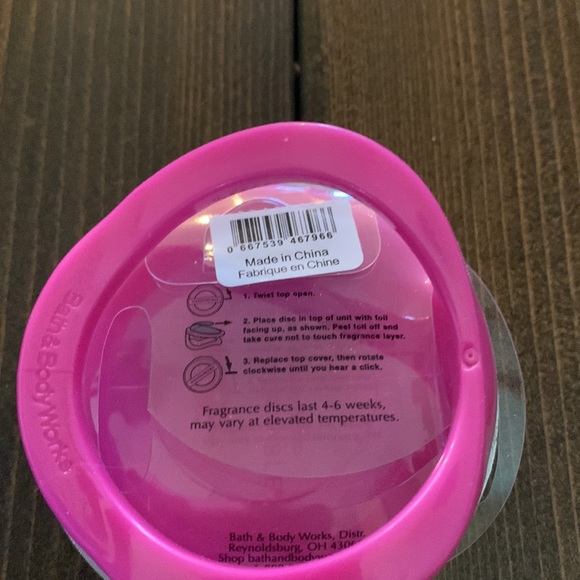 Bath and body air freshener visor clip - Picture 2 of 2